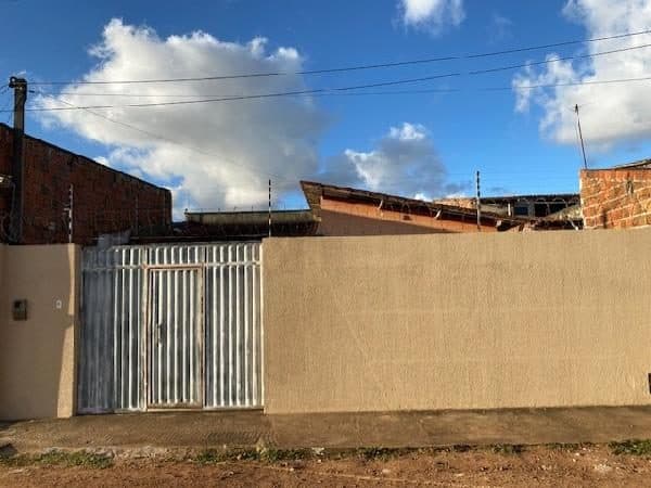 RUA PORTO DE ILHEUS, N. 272, LT 335, QD 14, MACAIBA