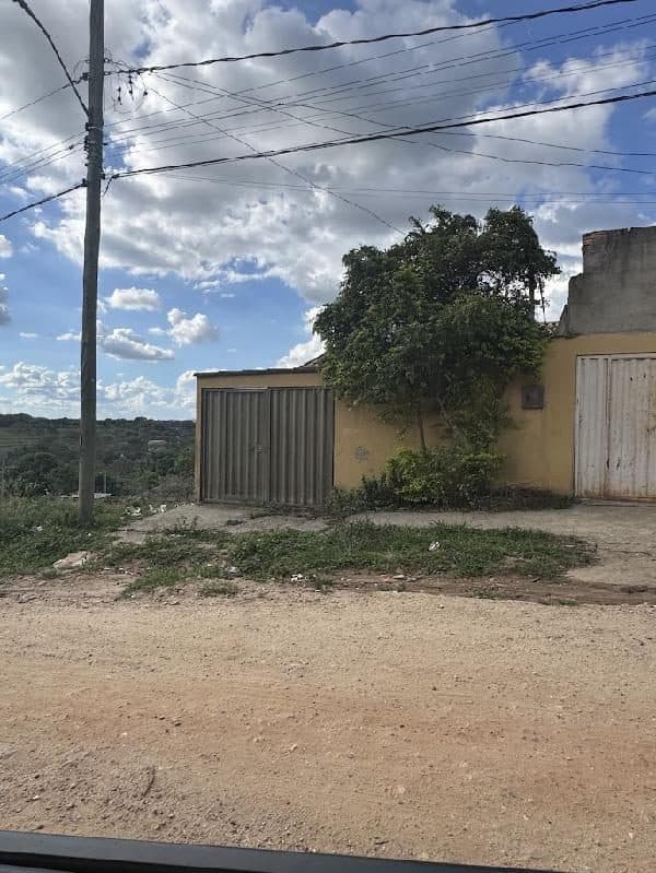 RUA BOM DESPACHO, N. 202, CS 01, ESMERALDAS