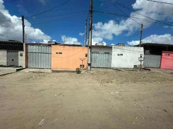 RUA ALICE ALVES DE FIGUEREDO, N. 21-A, LT 04-A3 QD 39, SANTA RITA
