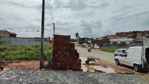 RUA DA PAZ, N. 49, LT 03 QD F, VITORIA DE SANTO ANTAO