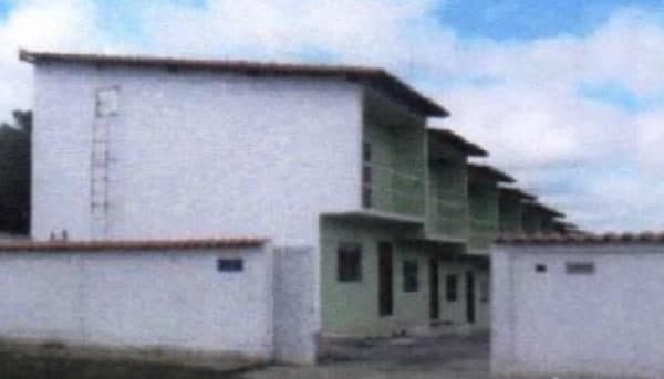 RUA AFONSO ARINOS, N. 253, CS 01, SAO GONCALO