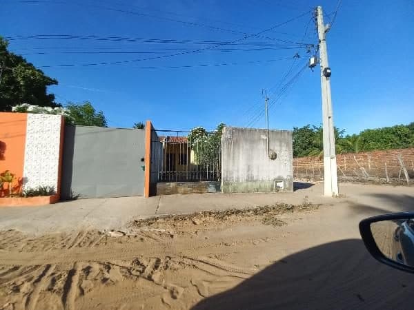 RUA 21, N. 109, PACAJUS