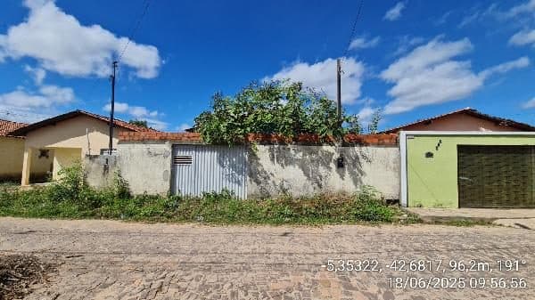 RUA ELIAS SANTOS, N. 605,, DEMERVAL LOBAO