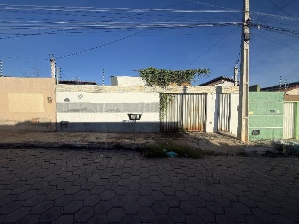 RUA LADA, N. 50, LT 28, QD 44,, MOSSORO