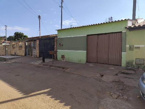 RUA 87, N. SN, QD 121, LT 20-A, SANTO ANTONIO DO DESCOBERTO