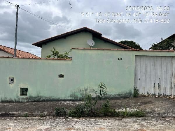RUA A, N. 60, LT 11 QD B, TRES CORACOES