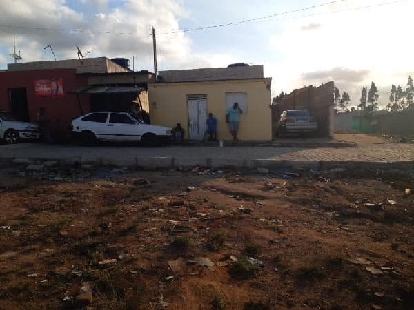 RUA PROJETADA R17, N. SN, LT 02, QD D1, CHA DE ALEGRIA