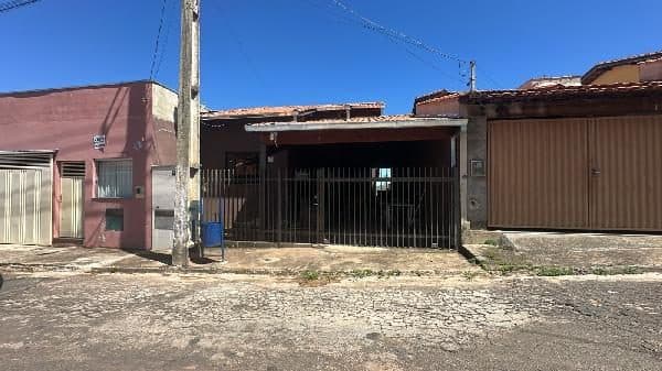RUA HUM, N. 129, QD D LT 5, AREADO
