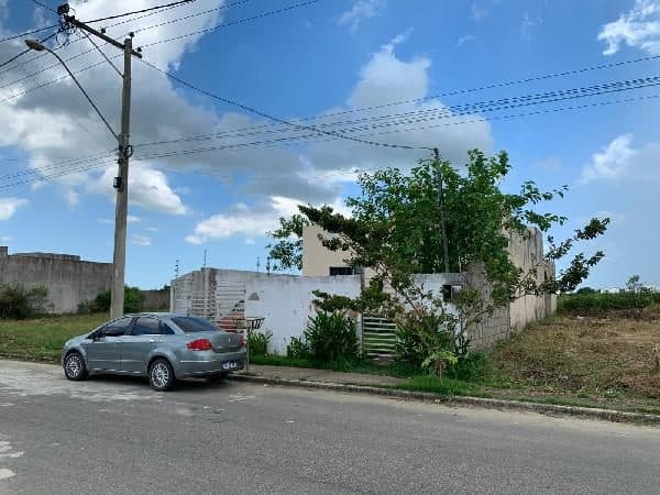 RUA HELIO DE VASCONCELOS ALVARENGA, N. 225, LOTE 21 QUADRA R, CAMPOS DOS GOYTACAZES