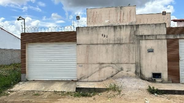 RUA RODRIGUES, N. 120, TEIXEIRA DE FREITAS
