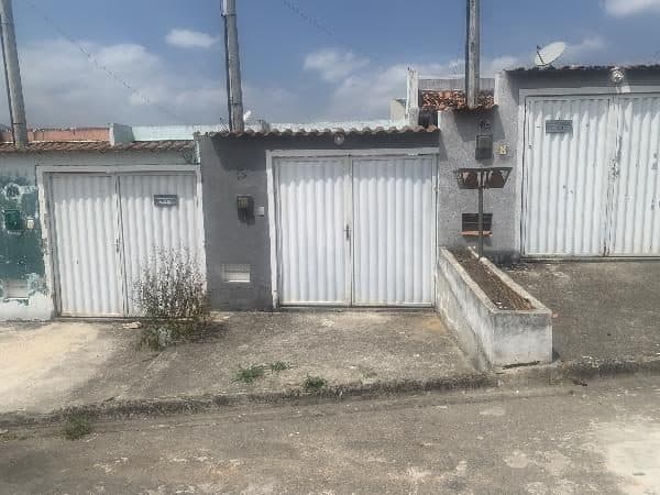RUA ALEXANDRE PEREIRA DA SILVA, N. 18, QD J, LT 10, NOVA IGUACU