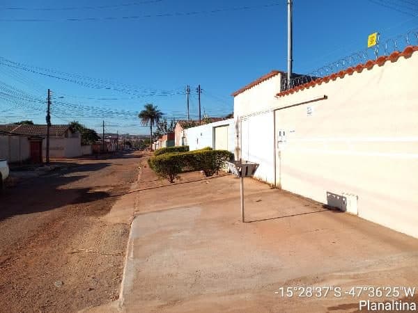 QD 27 LT 05, N. SN, Apto 202, PLANALTINA