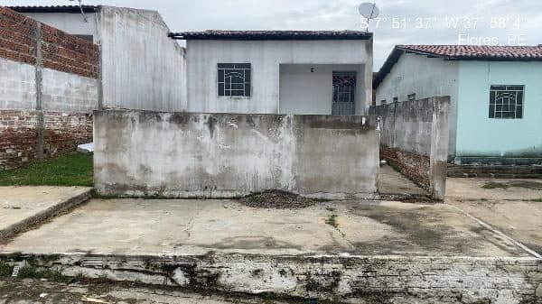 RUA DOS JASMIN, N. 5, LT 19 QD F, FLORES