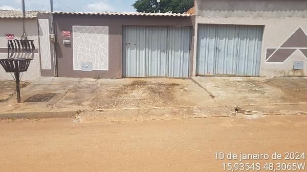 RUA 45, N. SN, LT 2B QD 114, SANTO ANTONIO DO DESCOBERTO