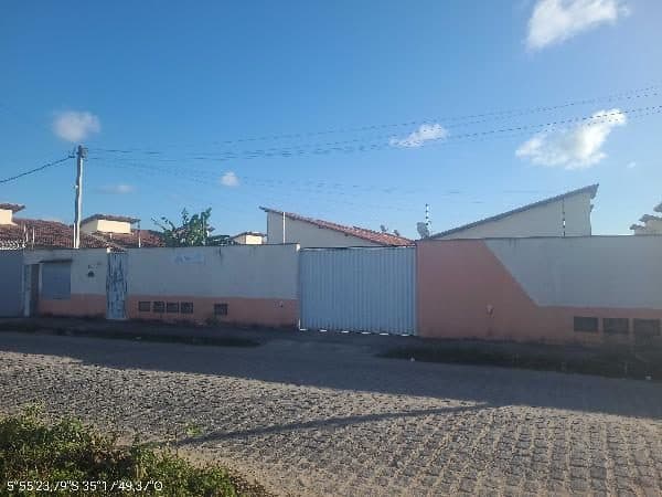 RUA FRANCISCA FERREIRA DE LIMA, N. 428, CS 02 LT F QD 05 LOT HORIZONTES, MACAIBA