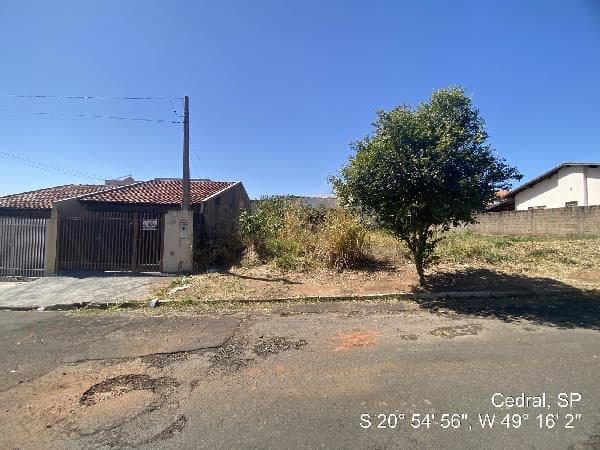 RUA PROJETADA 0, N. SN, LT 27 QD 30, CEDRAL