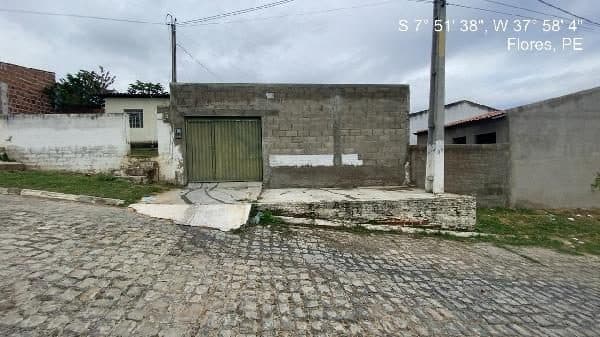 RUA DOS JASMINS, N. 17, LT 07 QD F, FLORES
