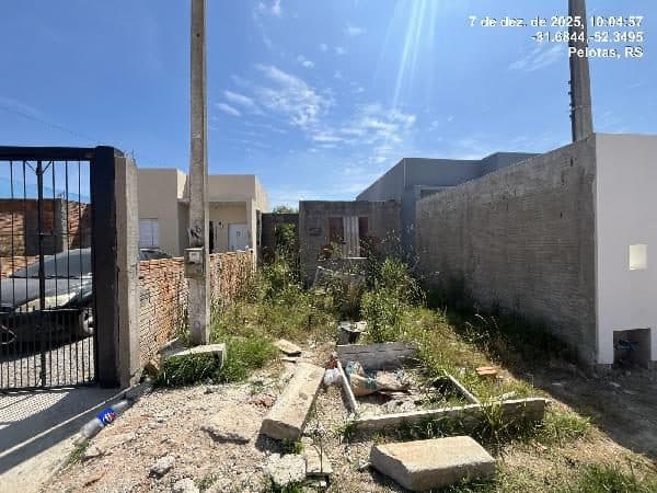 RUA PAULO ACI TEIXEIRA, N. 1018, LT 01, QD 13,, PELOTAS