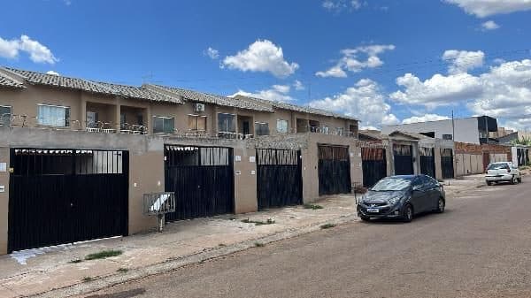 QUADRA 06, N. SN, LT 16C-1A RUA 04 BL B DUPLEX 06, AGUAS LINDAS DE GOIAS