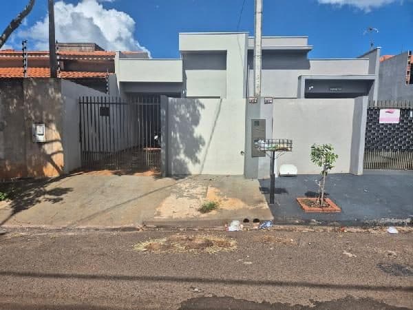 RUA INHAMBU LISTRADO, N. 50, CS 02, QD 09, LT 19, ARAPONGAS