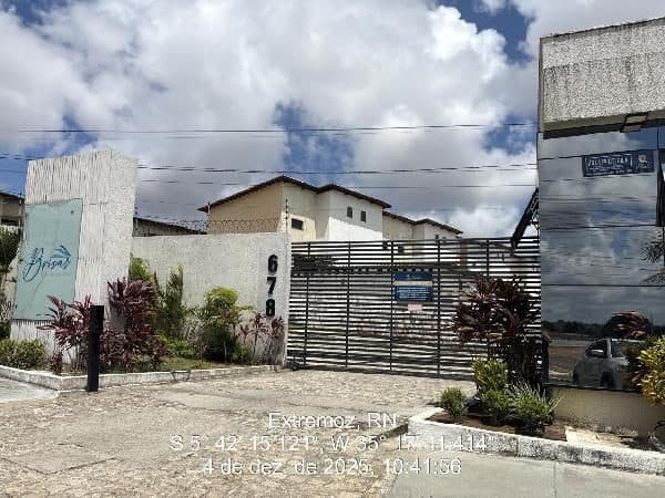 AVENIDA DOS COQUEIROS, N. 678, LT 1R, EXTREMOZ