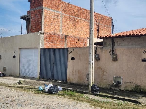 RUA MARIA HELENA FERREIRA DA SILVA, N. 132B, TERRENO 02L, MARACANAU