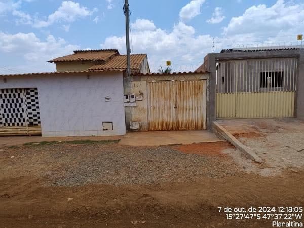 RUA F, N. SN, CS 37A QD 03 LT 37, PLANALTINA