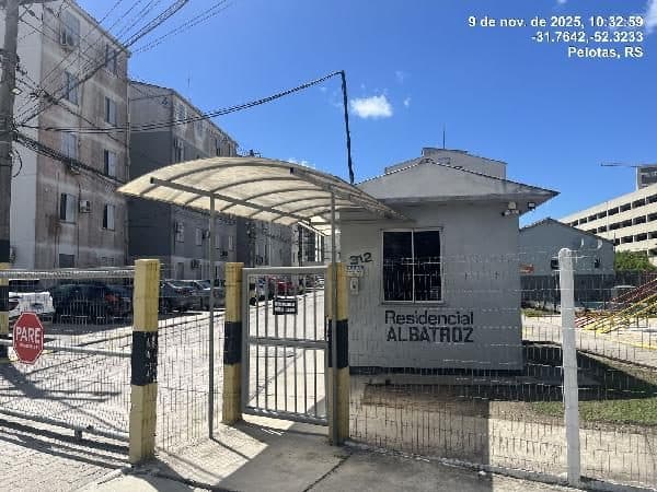 RUA LUCIANA LEALDINA DE ARAÚJO, N. 312, Apto 332, BL 08, PELOTAS