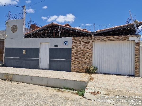 R FRANCISCO DA COSTA GONDIM, N. 30, LT 22 QD 11, MOSSORO