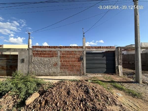 RUA PROJETADA 41B, N. 66, LT 32 QD B3B, SALGUEIRO