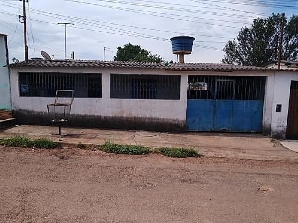 RUA 7, N. SN, QD 03, LT 10, SANTO ANTONIO DO DESCOBERTO