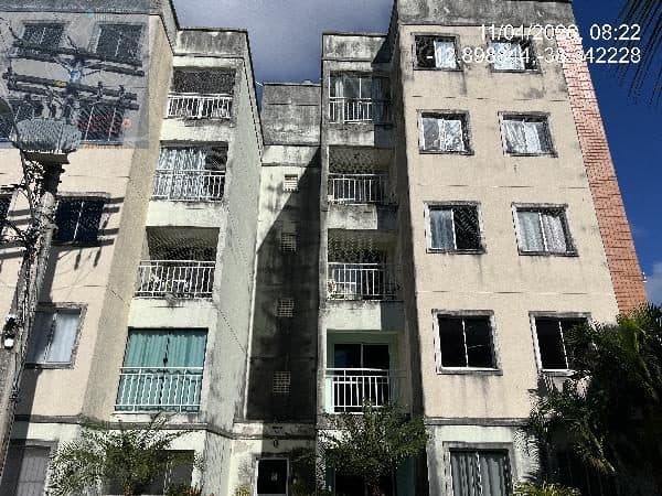 RUA VEREADOR JONE KISS, N. 581, Apto 301, BL 8, LAURO DE FREITAS