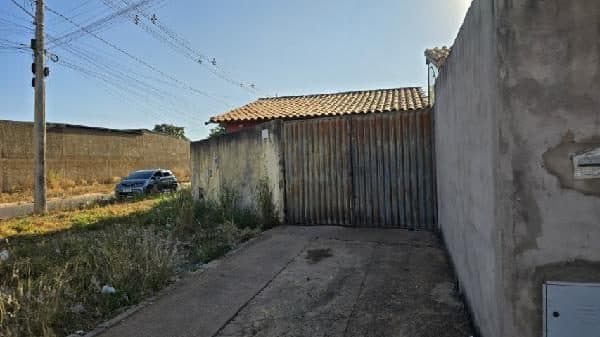 RUA 11, N. SN, CS04, LT 1, QD 023, LUZIANIA
