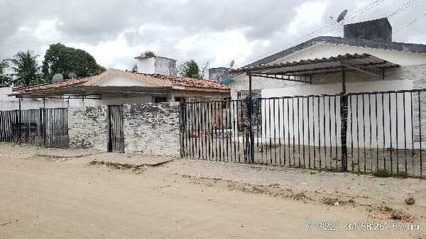 RUA JOAO DUARTE, N. 260, CS 104, SANTA RITA