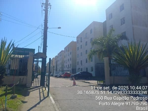 RUA CAPITAO PEDROSO, N. 560, Apto 301, BL10 3º PAV, PORTO ALEGRE