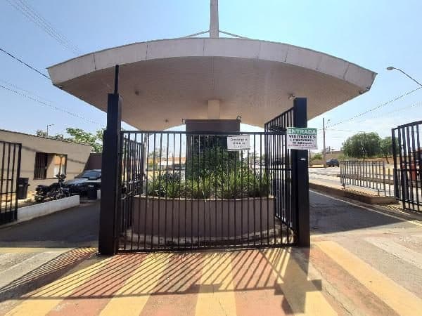 AVENIDA GERALDO FORMIGA DO NASCIMENTO, N. 841, CS 383, QD D, VIA DE ACESSO 04, UBERABA