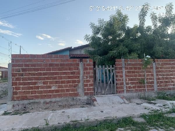 RUA XIV, N. 235, LT 15, QD G, ALTOS