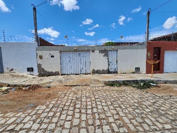 RUA AZALEIA, N. 50, QD 12 LT15 LOTEAMENTO JARDINS, MOSSORO