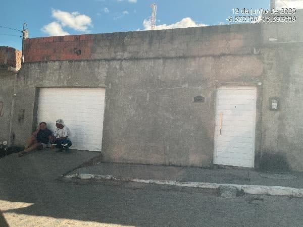 RUA ERASMO PEREIRA DE ALBUQUERQUE, N. 108, LT02,QD12, BELO JARDIM