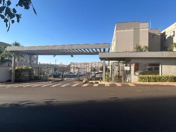 AVENIDA PROFESSOR GUSTAVO FLEURY CHARMIL, N. 604, Apto 33, CTORRE 04, ARARAQUARA