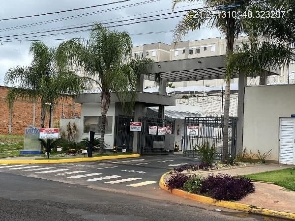 AVENIDA CARLOS BERCHIERI, N. 2338, Apto 32, TR 01, JABOTICABAL