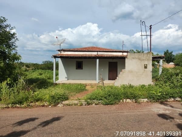 AVENIDA JOÃO MARTINHO DA LUZ, N. 625, LT 39, QD 323, PICOS