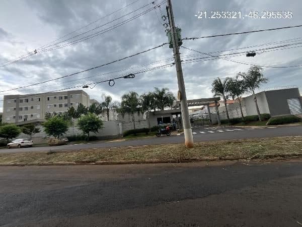 RUA PREFEITO ANGELO BERCHIERI, N. 501, Apto 32, TORRE 02 BL. A, JABOTICABAL