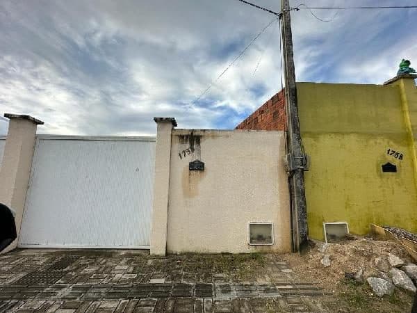 RUA RUA MARIA FRANCISCA DE JESUS, N. 175, CS A, HORIZONTE