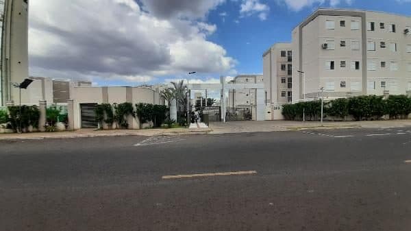RUA JOAO RODRIGUES DE CASTRO, N. 355, Apto 203, BL 06, LT. 01AA, QD 01, V. GAR. 77, UBERLANDIA