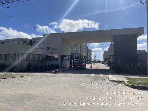 AVENIDA MANOEL ANTONIO PERES, N. 2440, Apto 504, BL M VG 261, PELOTAS