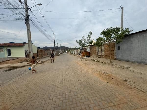 RUA PROFESSORA CREMILDA XAVIER DE SOUZA, N. 295, LT 35 QD 46, BELO JARDIM