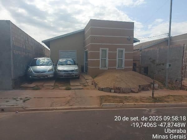 RUA EDMUNDO FARIA DE FREITAS, N. 107, QD 11 LT 10, UBERABA