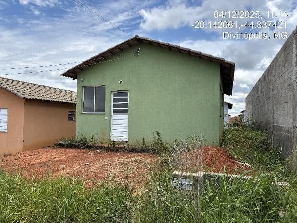 RUA MARIA ÂNGELA FERREIRA, N. 41, LT 150, QD 408, DIVINOPOLIS