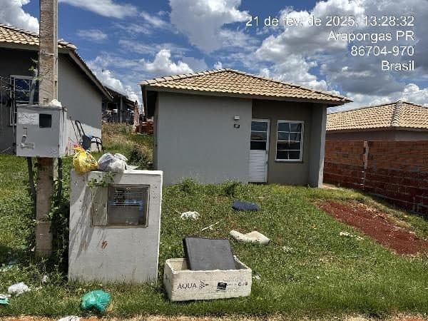 RUA BATUIRA DE BICO TORTO, N. 185, LT 36 QD 16, ARAPONGAS